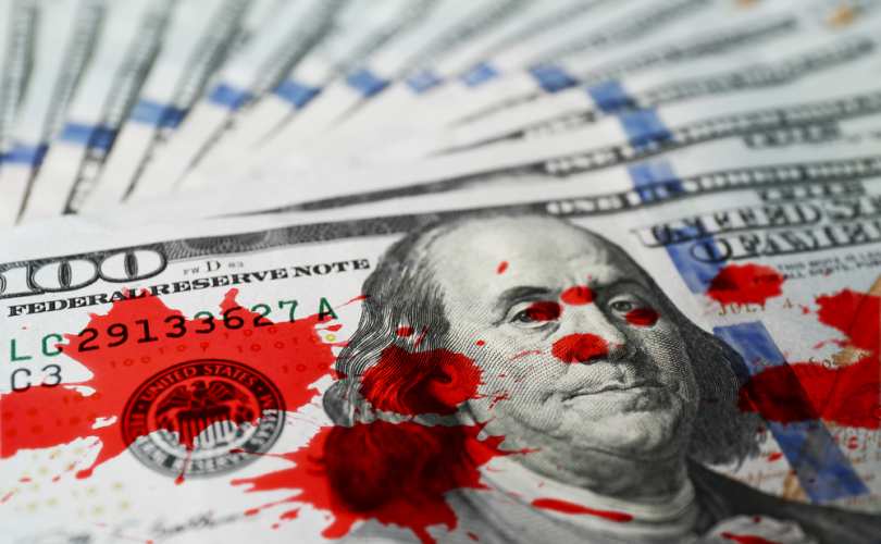 Христианин в США, отказавшийся платить налоги, пока не отменят финансирование абортов, выиграл первое слушание в суде
