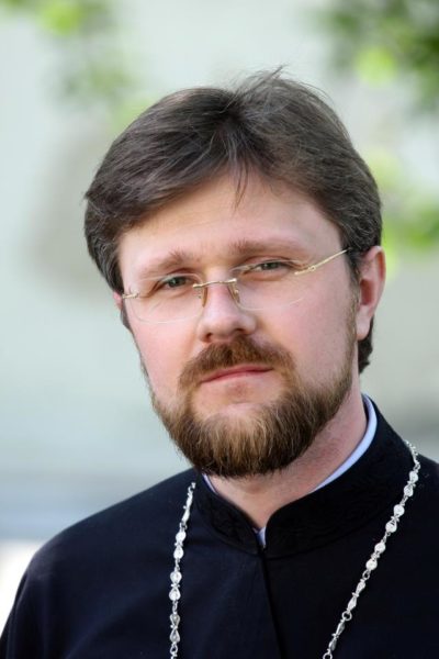 Священникам Константинопольского Патриархата разрешили вступать во второй брак: что это значит