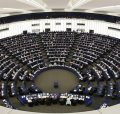 В Латвии требуют отклонить европейскую резолюцию об "альтернативных формах семьи"
