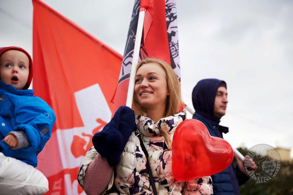 3000 человек приняли участие в московской акции "Битва за жизнь" по сбору подписей за запрет абортов