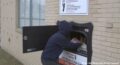 Спасатель из Канады установил бэби-бокс на территории пожарной подстанции