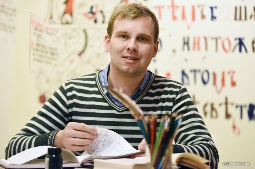 «Нашы продкі на Каляды не ўпрыгожвалі елку, гэта быў вясельны атрыбут нявесты». Гісторык пра абрады галоўнага свята беларусаў