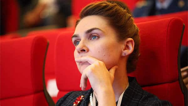 Анна Шафран, писатель, телеведущая: мы утвердили примат традиционного взгляда на жизнь