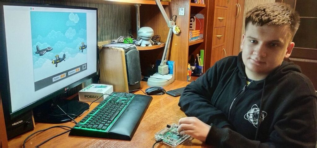 "Нет возможности вырваться на сессию". Узнали, почему ребятам с инвалидностью сложно поступить в вуз