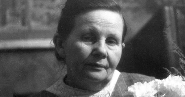 «ОНИ РОЖДАЛИСЬ ЖИВЫМИ»: ПОДВИГ АКУШЕРКИ ОСВЕНЦИМА