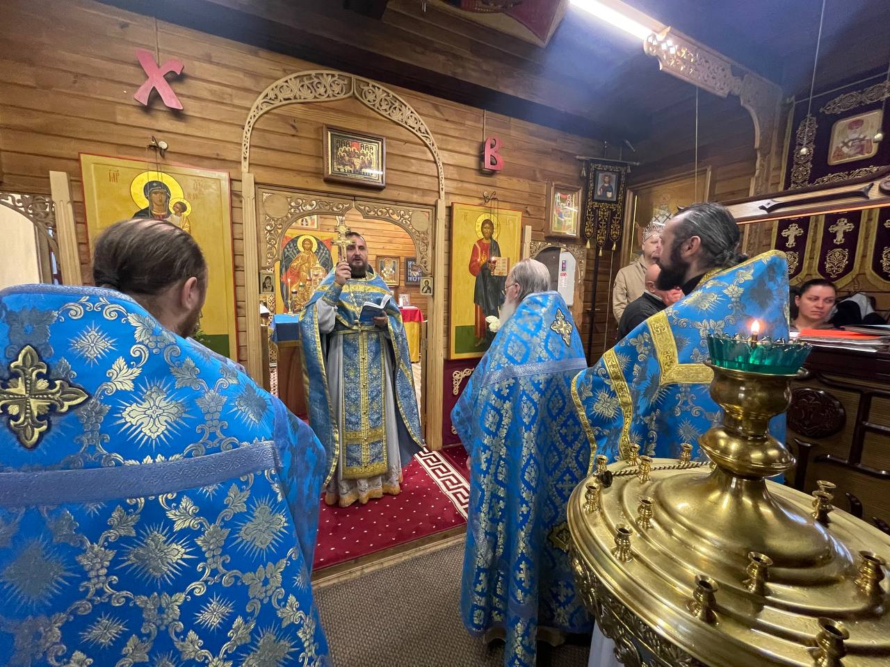 Семинар «Комплексная помощь семьям на приходе» – второй день