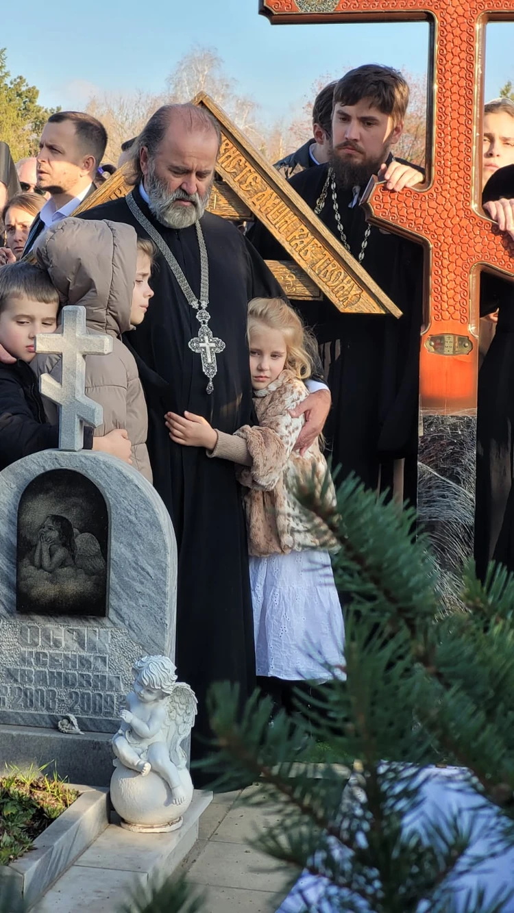 Семь Надюш и девять Вань: В семье ростовской матери-героини Надежды Осяк родилась 64-я внучка, названная в ее честь.