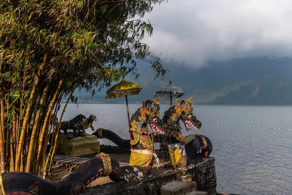 В Индонезии с января вступил в силу новый Уголовный кодекс, который запрещает секс и сожительство вне брака.