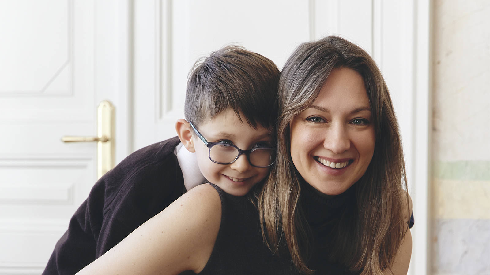 Материнский пример: как трудовая занятость матери влияет на успешность ребенка